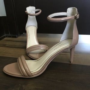 KENNETH COLE Mallory Heel